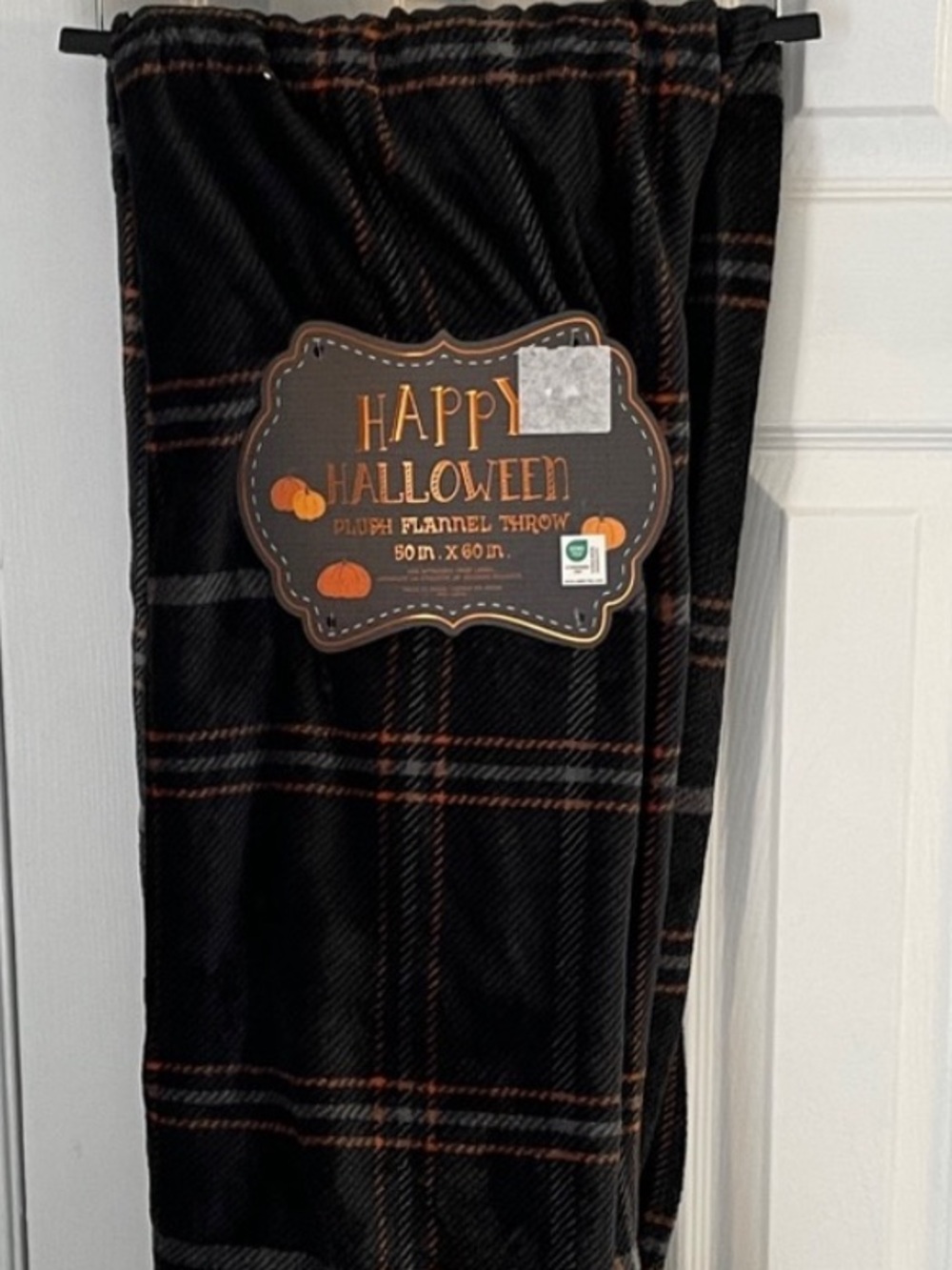RAMALLAH TRADING CO RT 1916 DESIGNER’S COLLECTION PLUSH HALLOWEEN THROW BLANKET